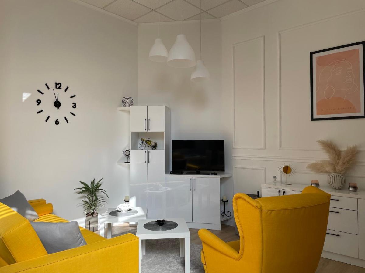 Apartments Tema Sombor Extérieur photo