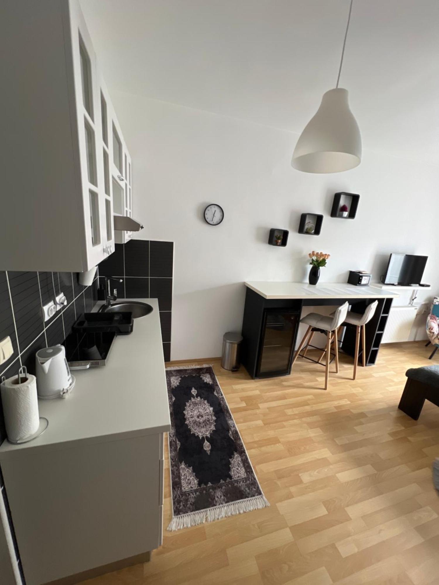 Apartments Tema Sombor Extérieur photo